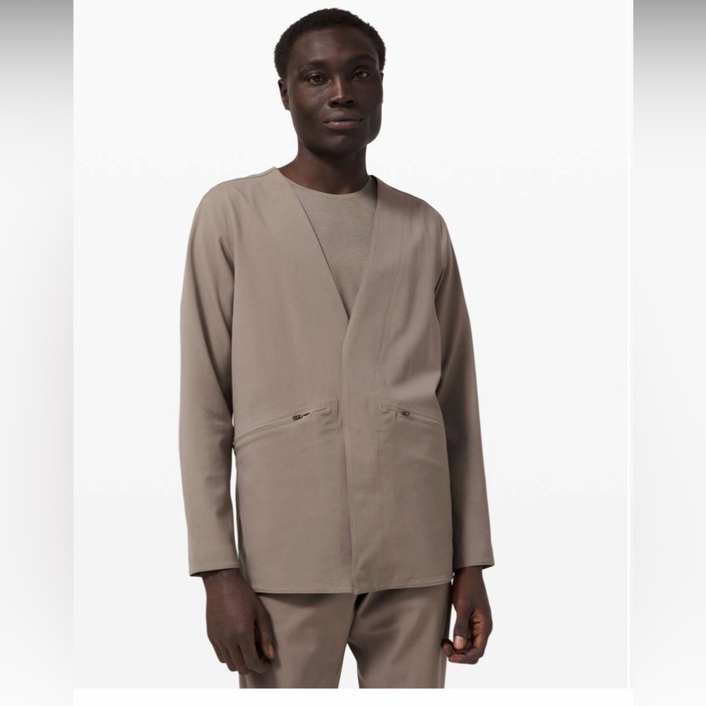 Lululemon Samat Jacket *lululemon lab
Rover